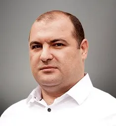 Arsen Grigoryan, real estate agent in Desert Hot Springs