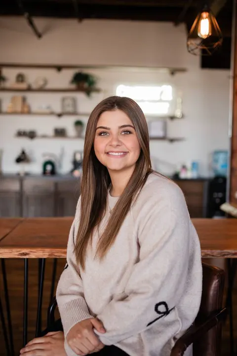Samantha Bell, real estate agent in West Hills
