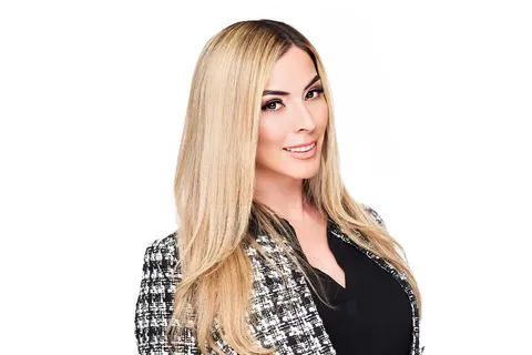 Viviana Arrizon, real estate agent in Palmdale