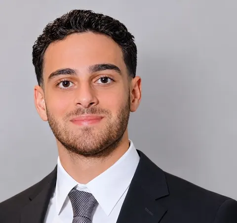 Anthony Arabian, real estate agent in Van Nuys