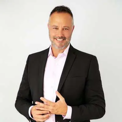 Brian Hulz, real estate agent in Valencia