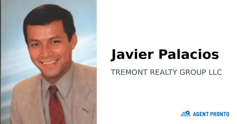 Javier Palacios, real estate agent in Arleta