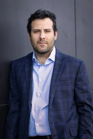 Benjamin Mesbahi, real estate agent in Palmdale