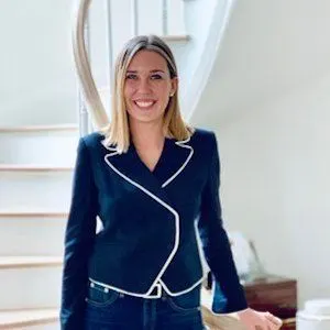 Taylor Williams, real estate agent in Saugus
