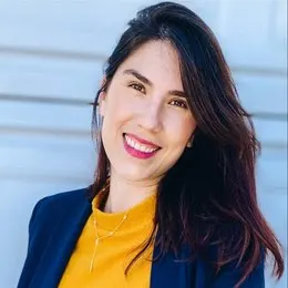 Kelsey Rinker, real estate agent in Newhall