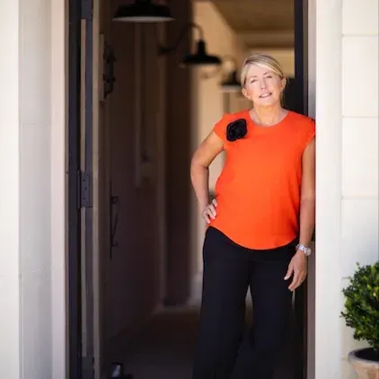 Rhonda Russell, real estate agent in Dana Point