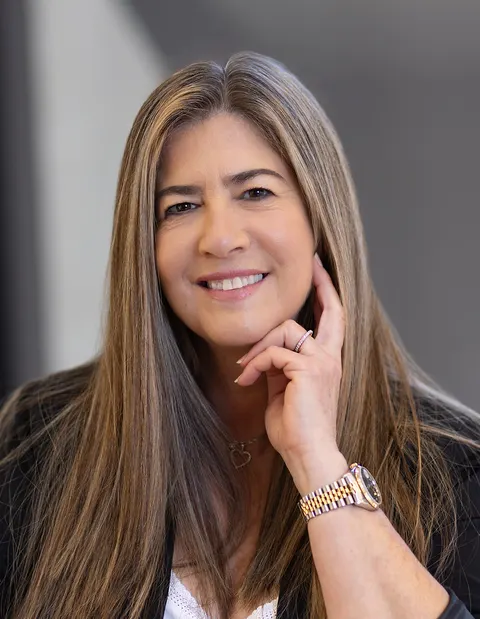 Sari Echo, real estate agent in Irvine