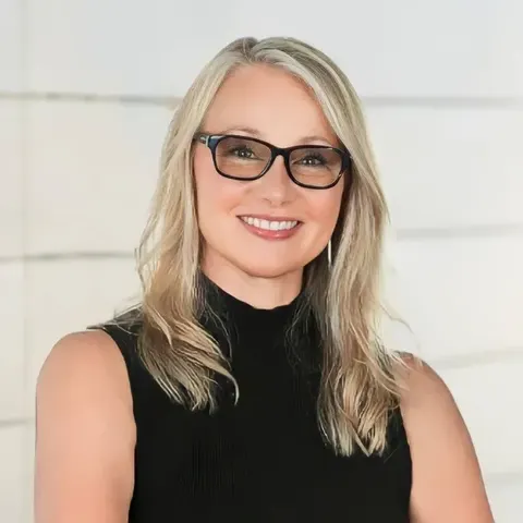 Mercedes Van Pelt, real estate agent in Redondo Beach