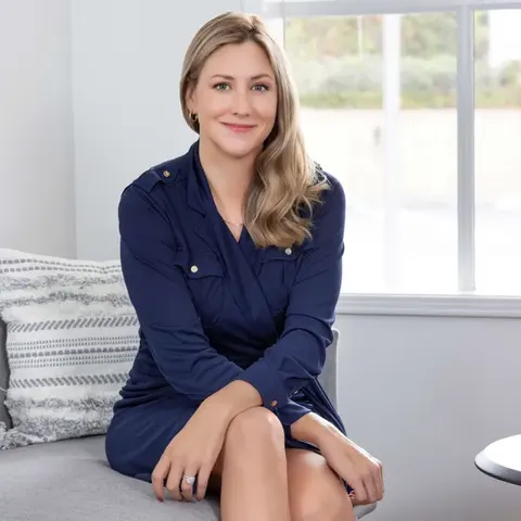Danielle Hesley, real estate agent in Dana Point
