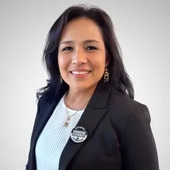 Carmen Avalos, real estate agent in Menifee