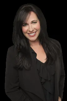 Jessica Fyfe, real estate agent in Hemet