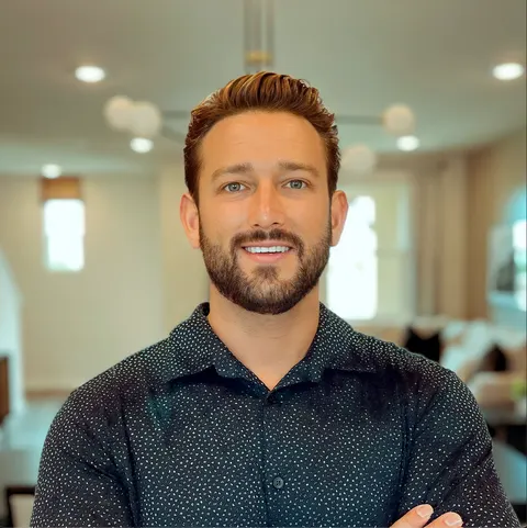 Giovanni Gonzalez, real estate agent in Temecula