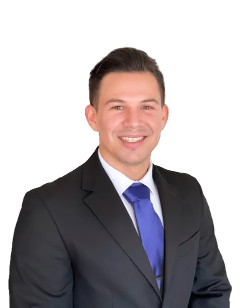Jonathan Hernandez, real estate agent in Menifee