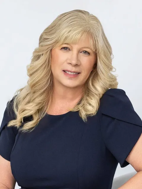 Dawn White, real estate agent in San Clemente