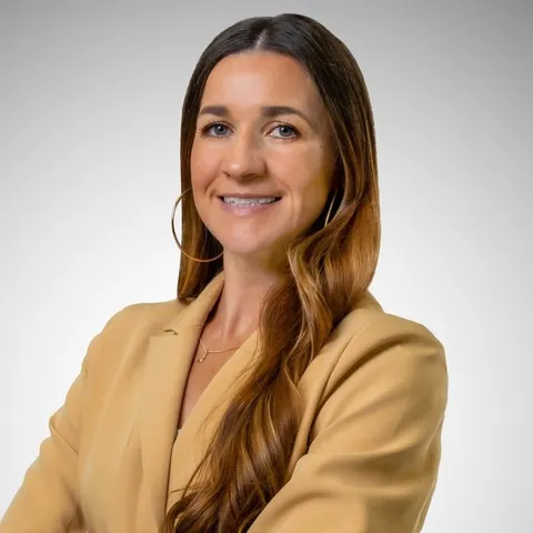 Rachele Lacey, real estate agent in Carlsbad