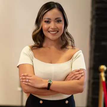 Jeanevive Legados, real estate agent in Menifee