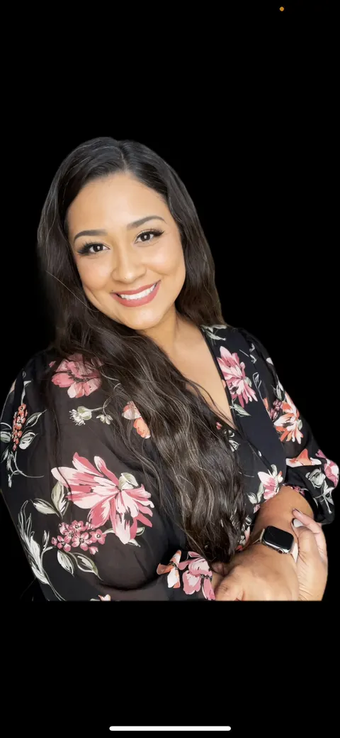 Geraldine Tepezano, real estate agent in Lake Elsinore