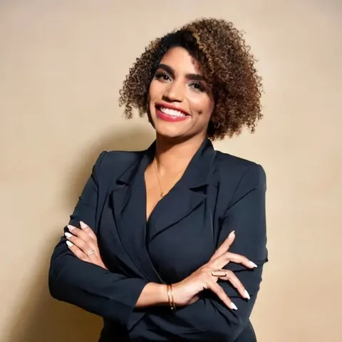 Estefania Torres, real estate agent in Blythe