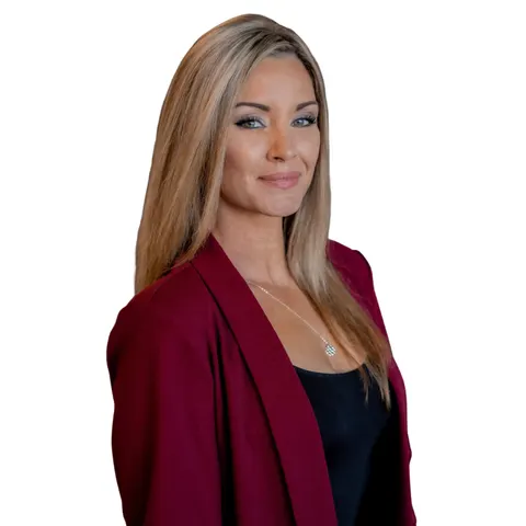 Natalie Wemmer, real estate agent in Lake Elsinore