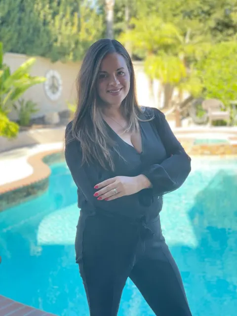 Rosalina Williams, real estate agent in Corona