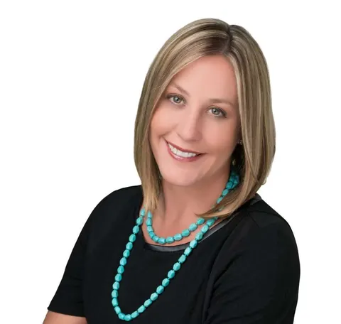 Stephanie Bosich, real estate agent in Temecula