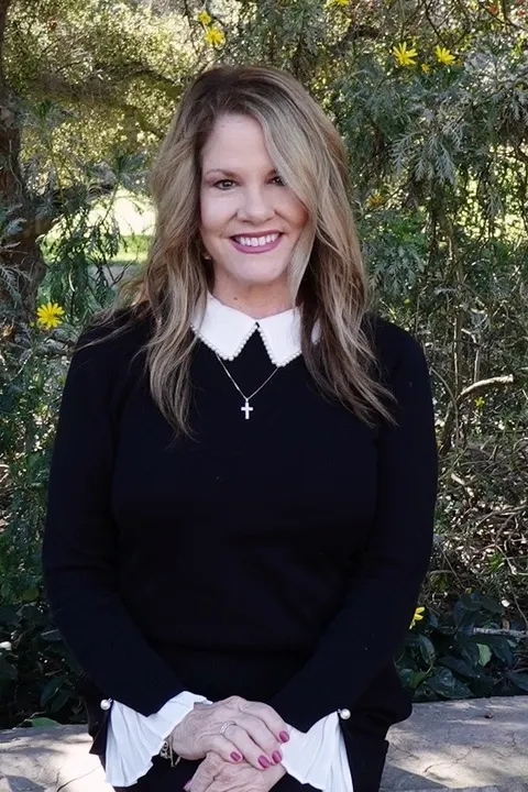 Leslie Carrillo, real estate agent in Murrieta