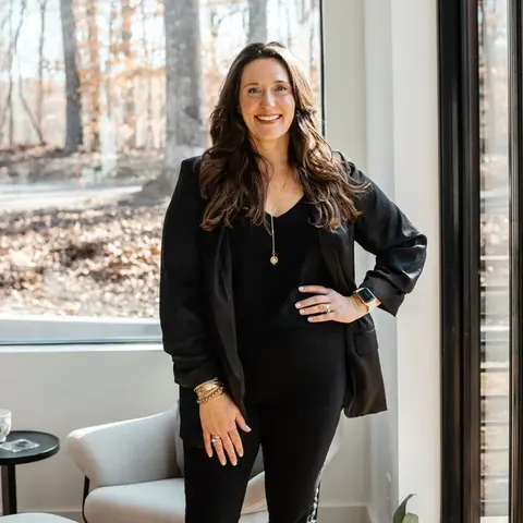 Leslie Hill, real estate agent in Mentone