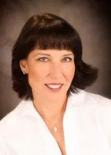 Cheryl Linares, real estate agent in Murrieta