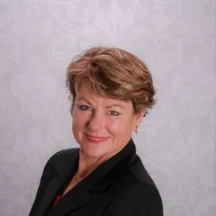 Caroline Graziano, real estate agent in Lake Elsinore