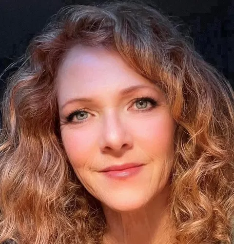 Tiffany Raridon, real estate agent in Idyllwild