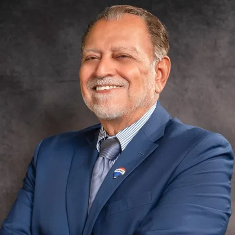 Antonio Rios, real estate agent in Menifee
