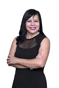 Laura Labor Aparicio, real estate agent in San Bernardino