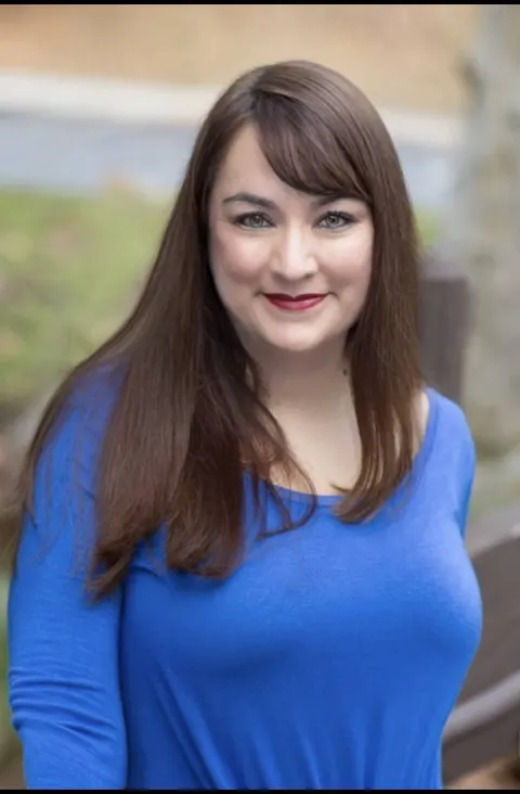 Adela Ramirez, real estate agent in Fontana
