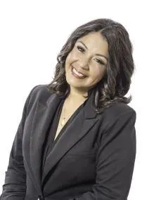 Lisa Theobalt, real estate agent in Hemet