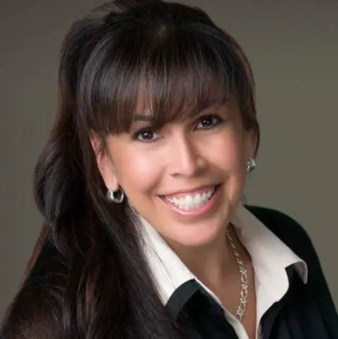 Jennifer Zepeda, real estate agent in Murrieta
