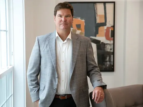 Carter Weir, real estate agent in Newport Beach