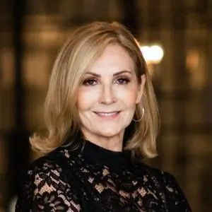 Kim Walker, real estate agent in Corona Del Mar