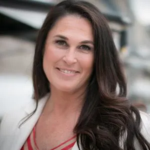 Deborah Cowles, real estate agent in Long Beach