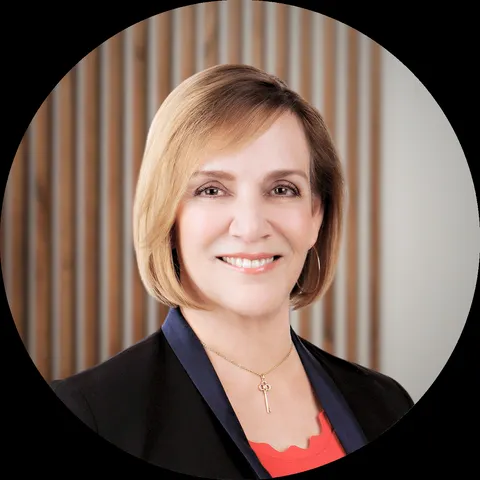Mary Ellen Weglarz, real estate agent in Corona Del Mar