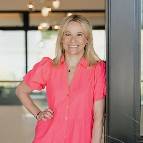 Megan Varga, real estate agent in Irvine