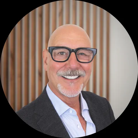 Bob Coluccio, real estate agent in Newport Beach