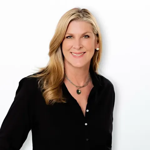 Melissa Barnes, real estate agent in Newport Beach