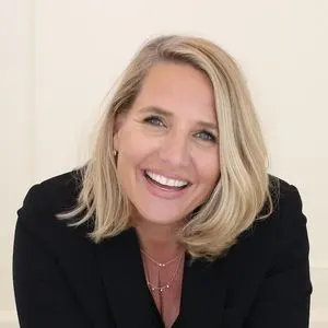 Laurie Eastman, real estate agent in Newport Beach