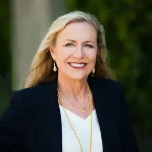 Brenda Mccroskey, real estate agent in Corona Del Mar