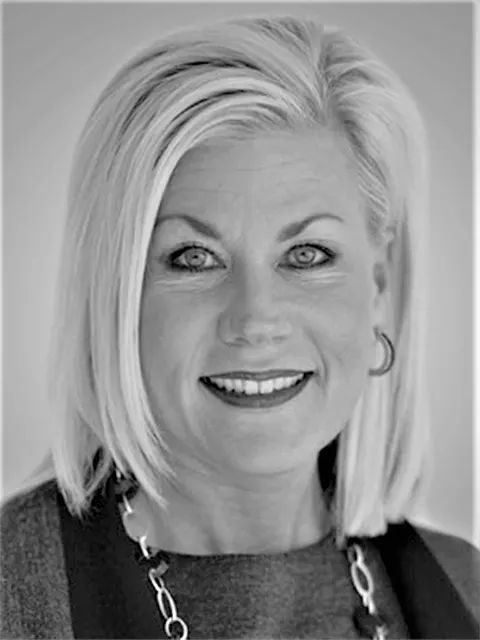 Troya Montgomery, real estate agent in Dana Point