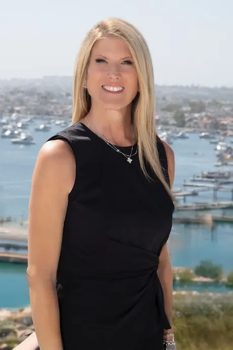 Julie Lewis-Grenz, real estate agent in Corona Del Mar
