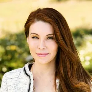 Mirella Venti, real estate agent in North Hollywood