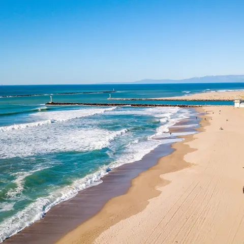 Ann Howarth, real estate agent in Oxnard