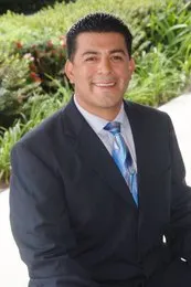 Ismael Lopez, real estate agent in Ventura