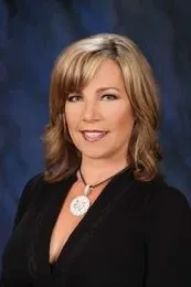 Rebecca Hill, real estate agent in Camarillo